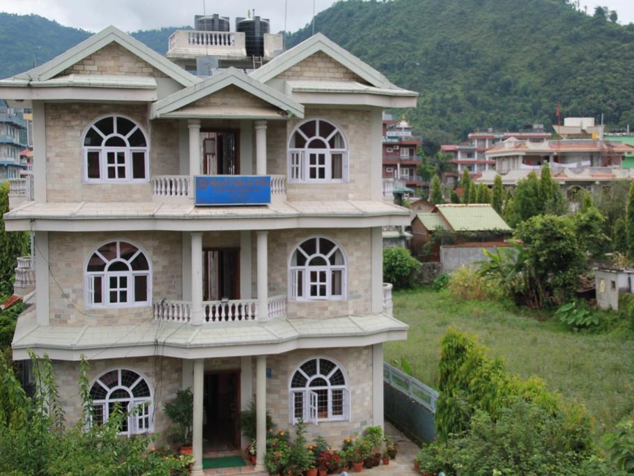 Hotel Fishtail Villa Pokhara Exterior photo