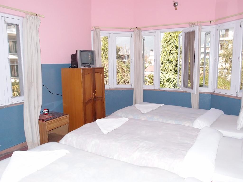 Hotel Fishtail Villa Pokhara Exterior photo